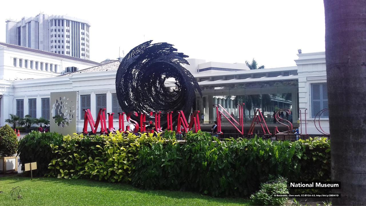 Zen Rooms Near Stasiun Sudirman Jacarta Exterior foto